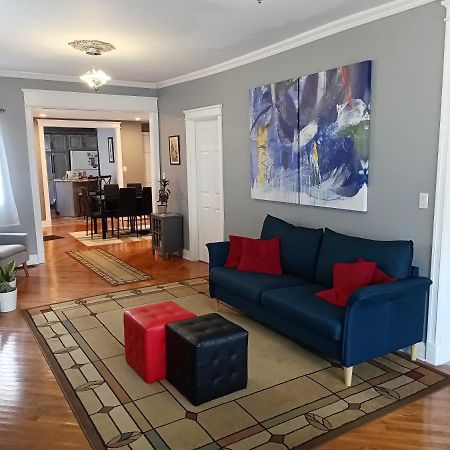 Cozy Updated 3-Br Apartment Near Peace Bridge Буффало Экстерьер фото